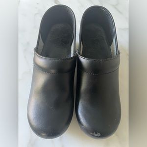Final Sale Dansko Black Clogs size 38